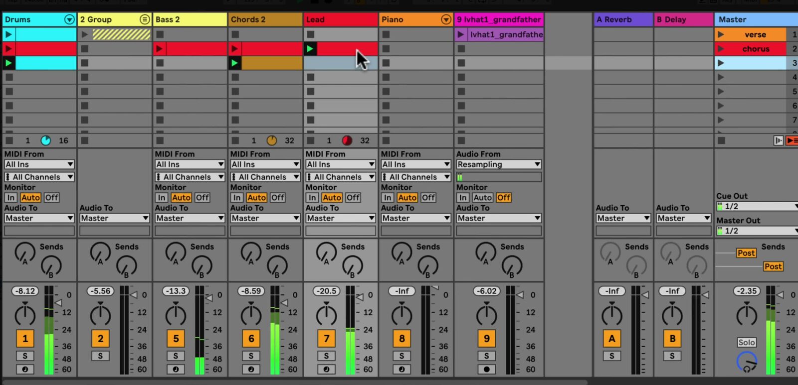 Session View with clips in track columns and named scenes in rows